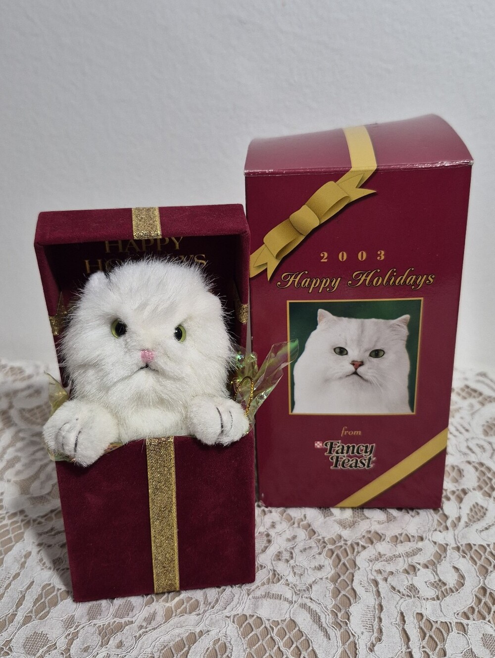 2003 Fancy Feast Ornament